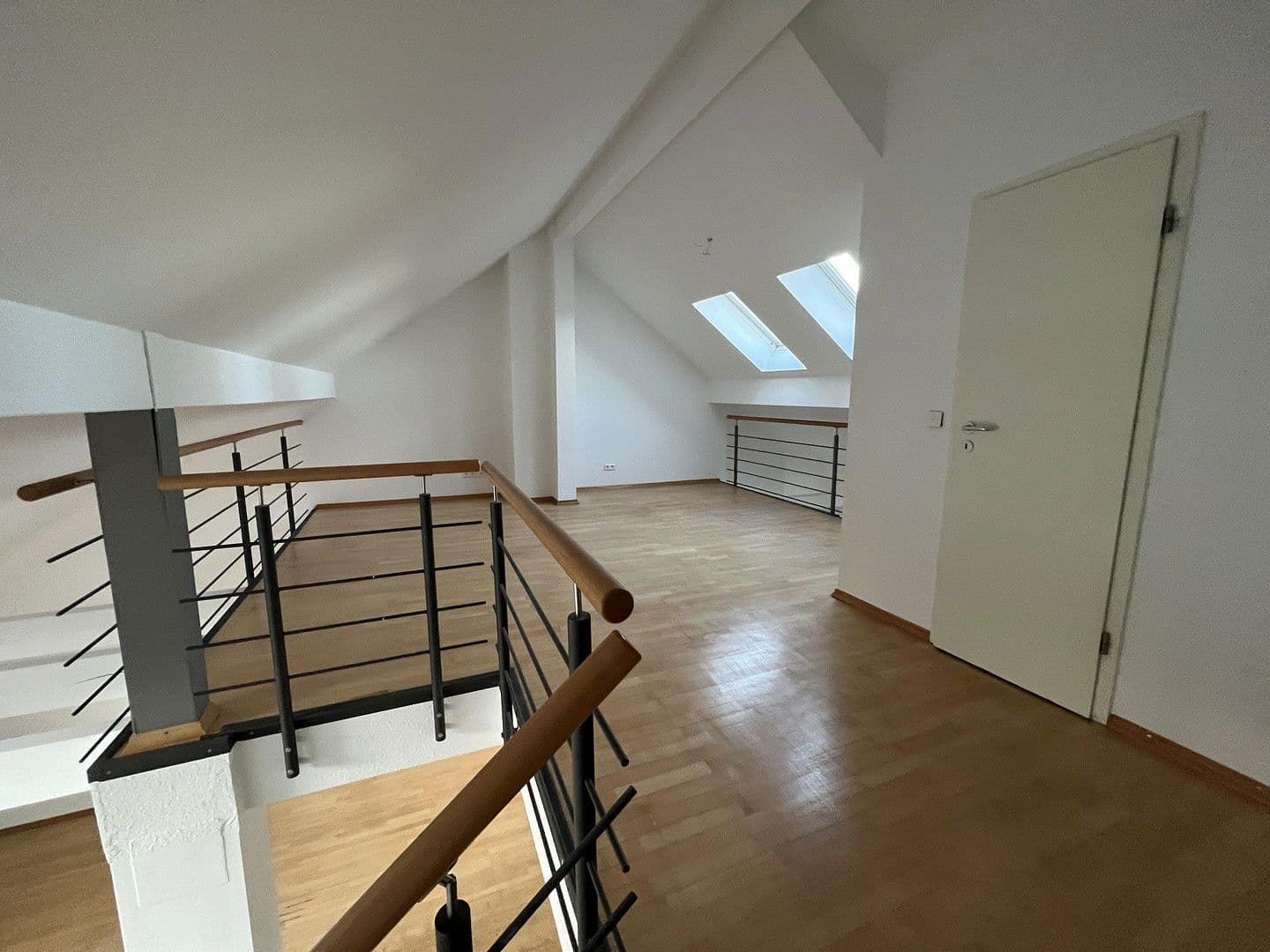 Pronájem bytu 3+1 125 m², Jakob Binder Straße 26, Ludwigshafen, Porýní-Falc Pronájem bytu 3+1 125 m², Jakob Binder Straße 26, Ludwigshafen, Porýní-Falc