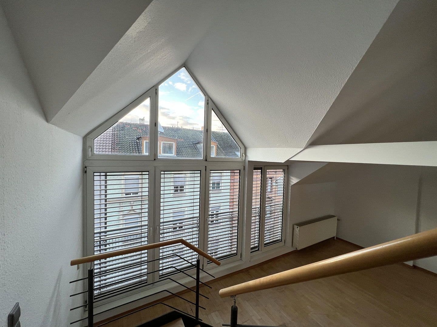 Pronájem bytu 3+1 125 m², Jakob Binder Straße 26, Ludwigshafen, Porýní-Falc Pronájem bytu 3+1 125 m², Jakob Binder Straße 26, Ludwigshafen, Porýní-Falc