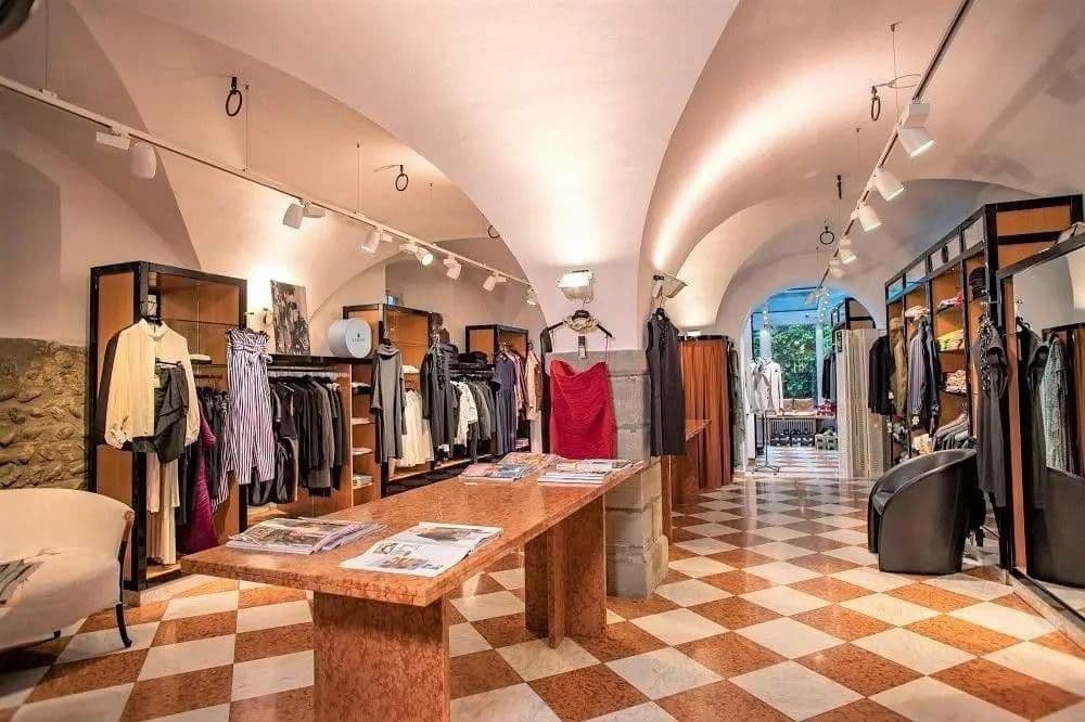 Pronájem nebytového prostoru 280 m², Maximilianstraße 2, Lindau (Bodensee), Bavorsko Pronájem nebytového prostoru 280 m², Maximilianstraße 2, Lindau (Bodensee), Bavorsko