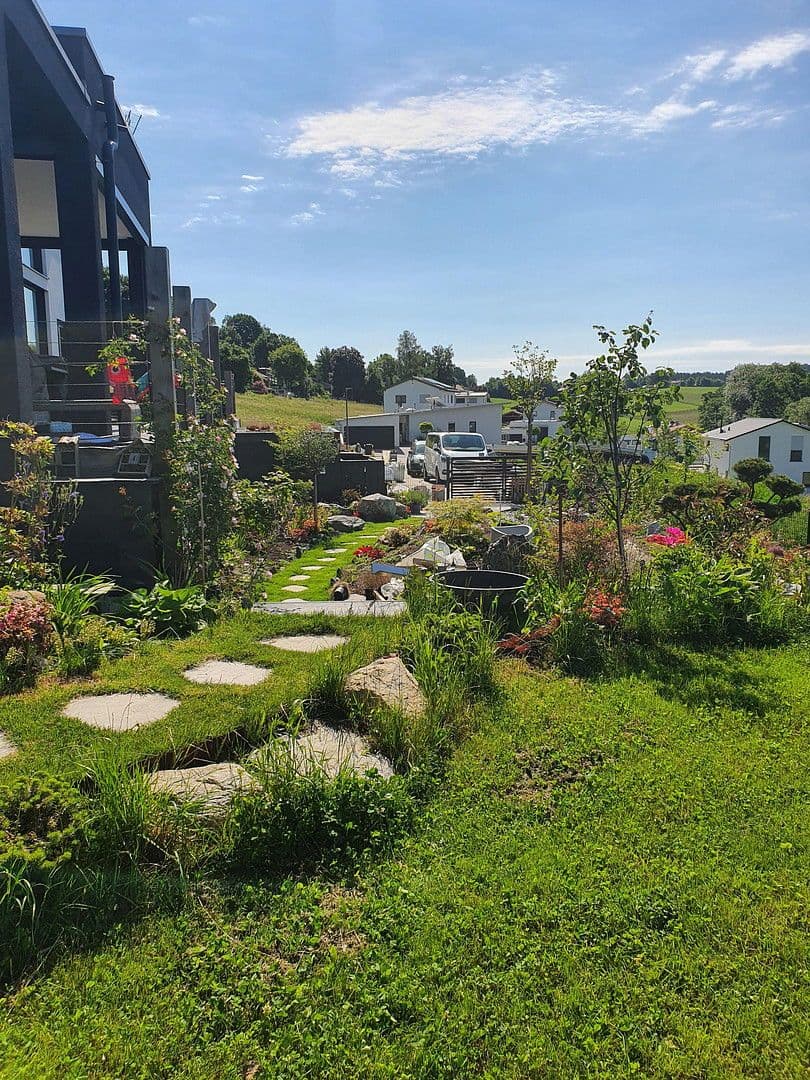 Prodej domu 249 m², pozemek 1.100 m², Taufkirchen, Bavorsko Prodej domu 249 m², pozemek 1.100 m², Taufkirchen, Bavorsko