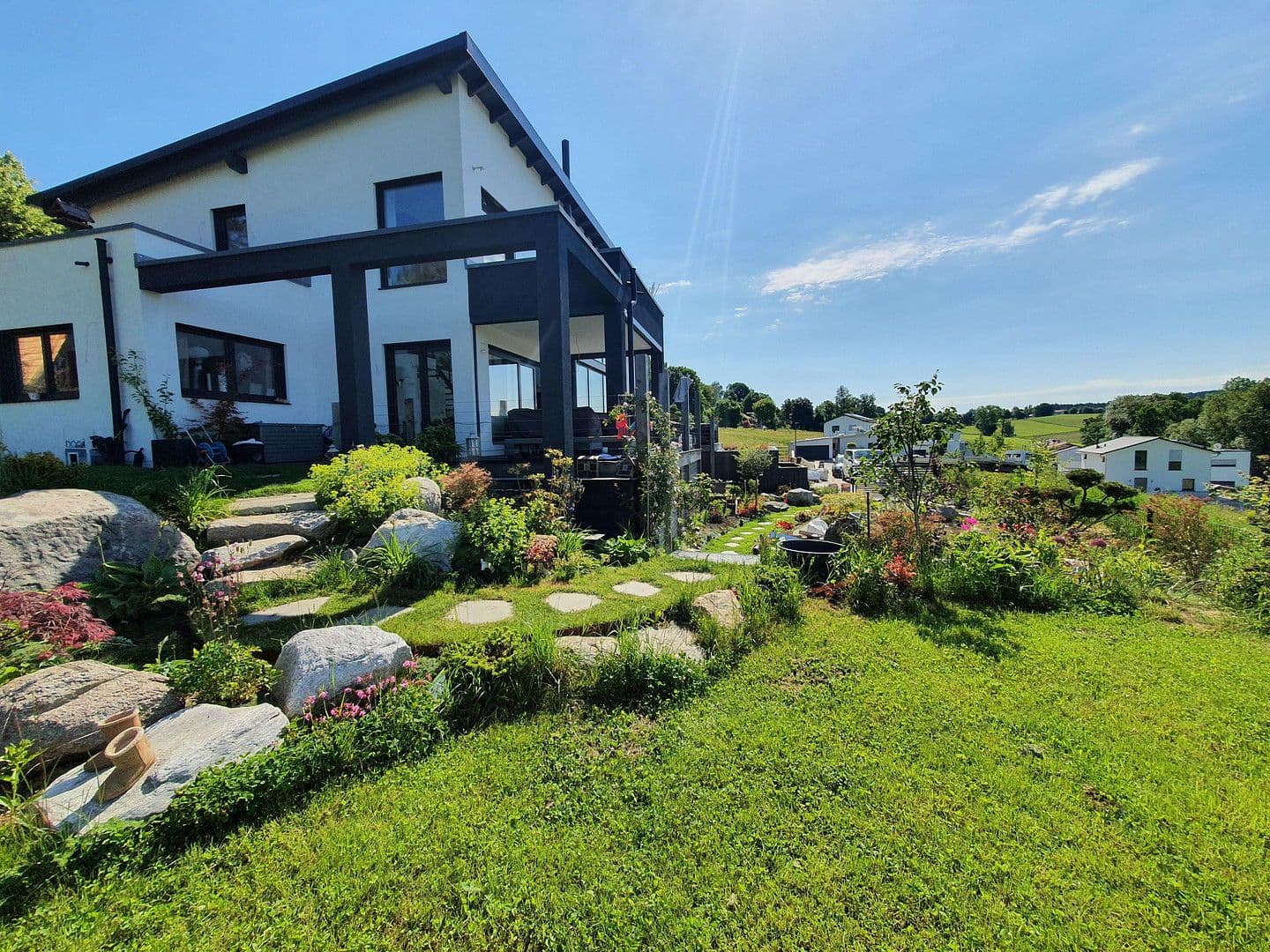 Prodej domu 249 m², pozemek 1.100 m², Taufkirchen, Bavorsko Prodej domu 249 m², pozemek 1.100 m², Taufkirchen, Bavorsko