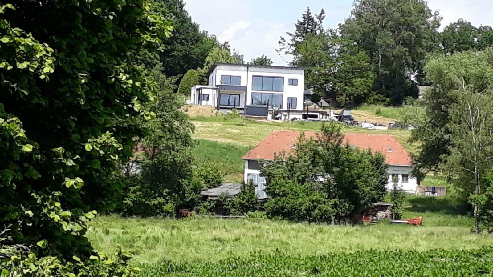 Prodej domu 249 m², pozemek 1.100 m², Taufkirchen, Bavorsko Prodej domu 249 m², pozemek 1.100 m², Taufkirchen, Bavorsko