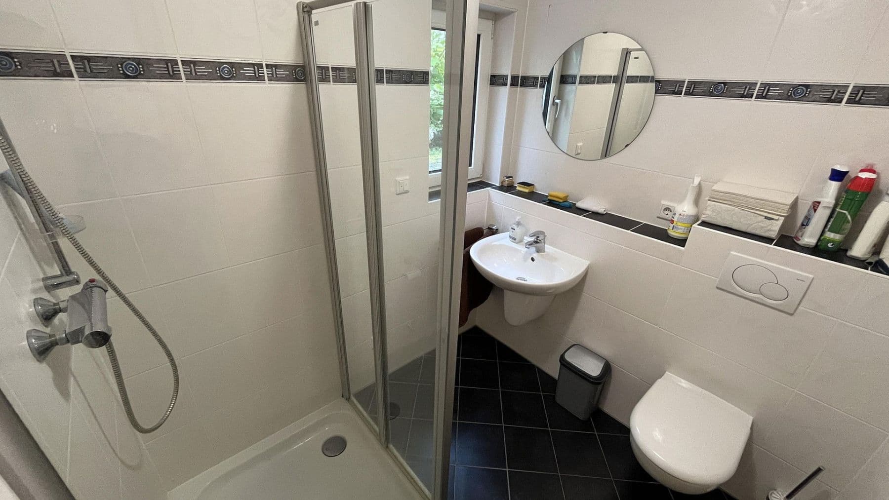 Prodej domu 381 m², pozemek 476 m², Anna-Nopper-Str. 17, Kornwestheim, Bádensko-Württembersko Prodej domu 381 m², pozemek 476 m², Anna-Nopper-Str. 17, Kornwestheim, Bádensko-Württembersko