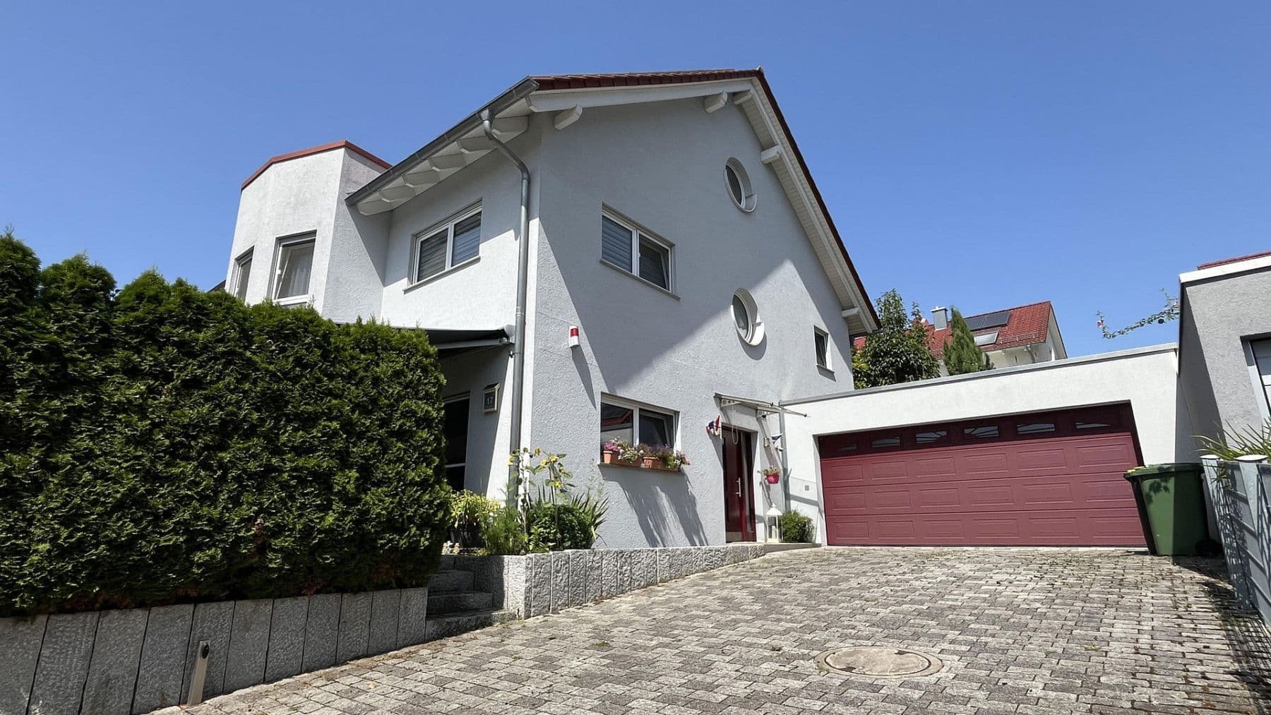 Prodej domu 381 m², pozemek 476 m², Anna-Nopper-Str. 17, Kornwestheim, Bádensko-Württembersko Prodej domu 381 m², pozemek 476 m², Anna-Nopper-Str. 17, Kornwestheim, Bádensko-Württembersko