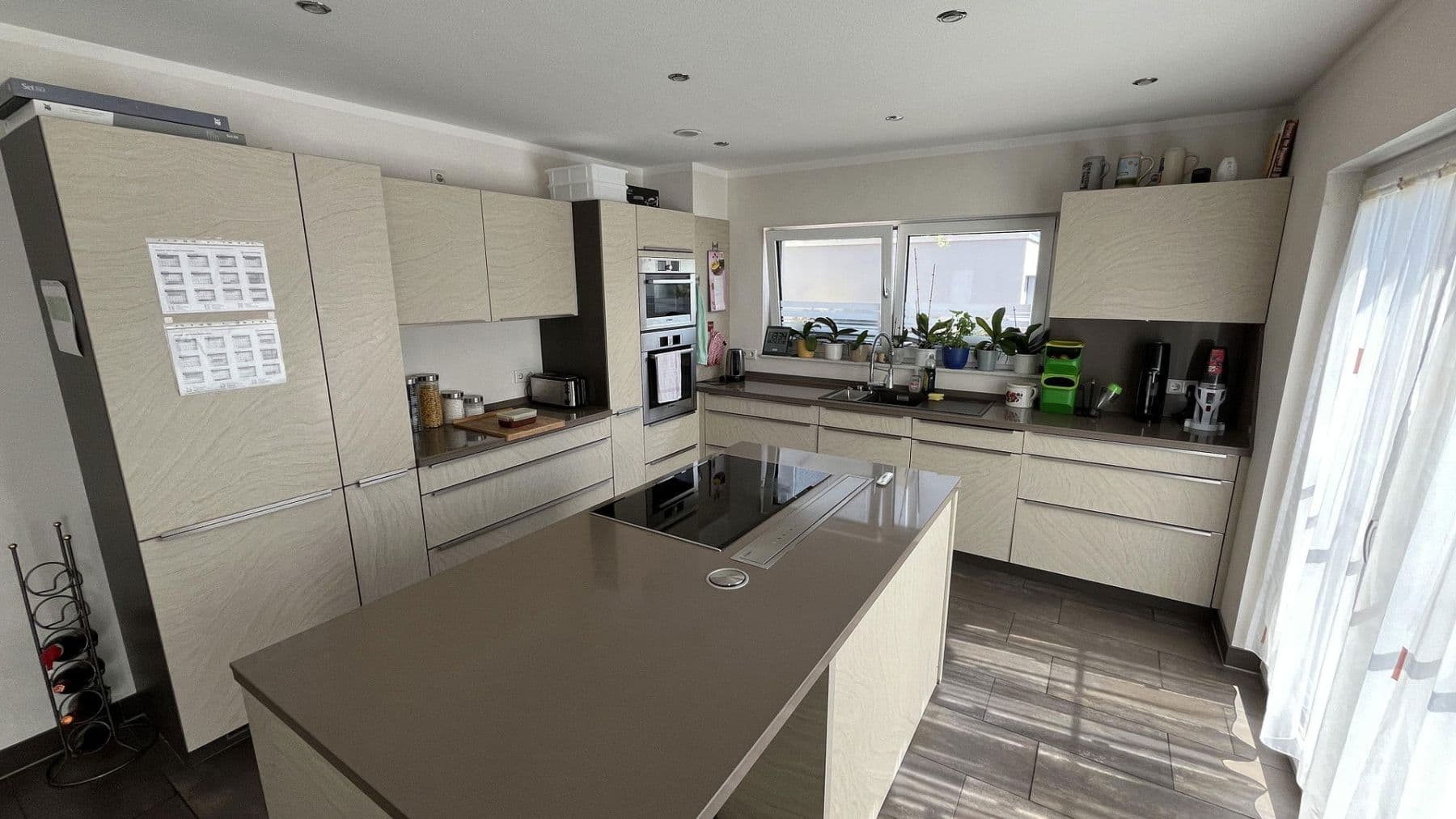 Prodej domu 381 m², pozemek 476 m², Anna-Nopper-Str. 17, Kornwestheim, Bádensko-Württembersko Prodej domu 381 m², pozemek 476 m², Anna-Nopper-Str. 17, Kornwestheim, Bádensko-Württembersko