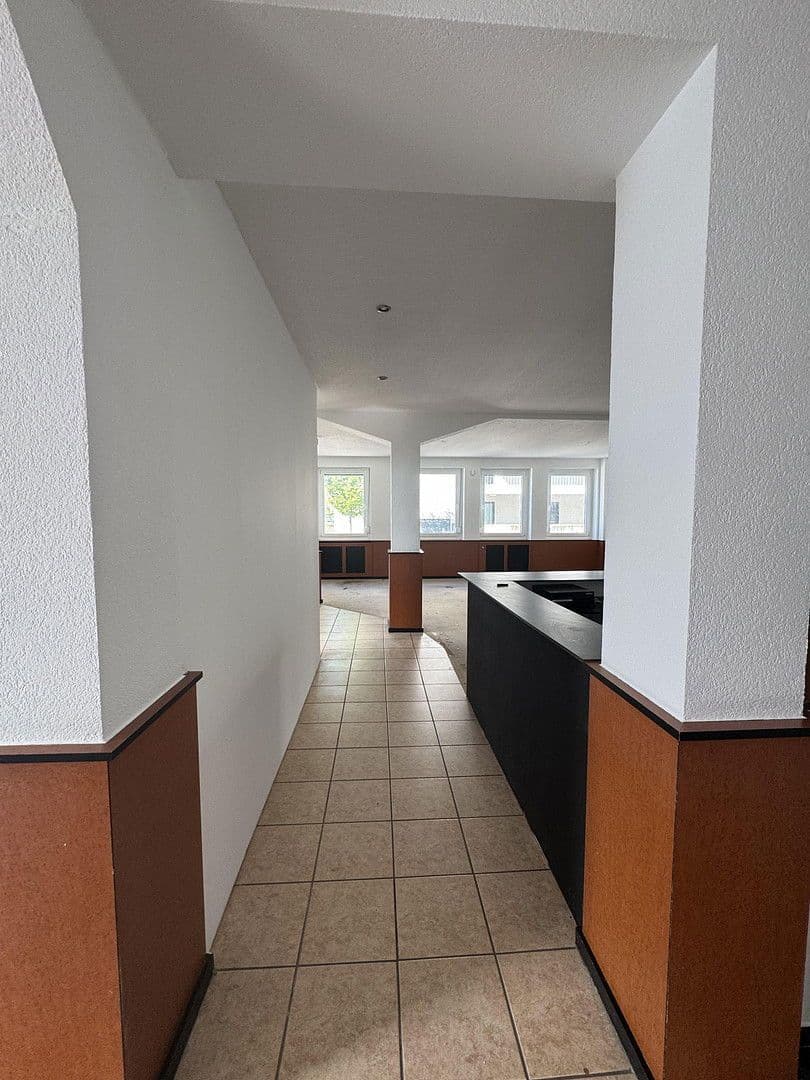 Pronájem kanceláře 180 m², Kettlerstraße 1, Groß-Zimmern, Hessen Pronájem kanceláře 180 m², Kettlerstraße 1, Groß-Zimmern, Hessen