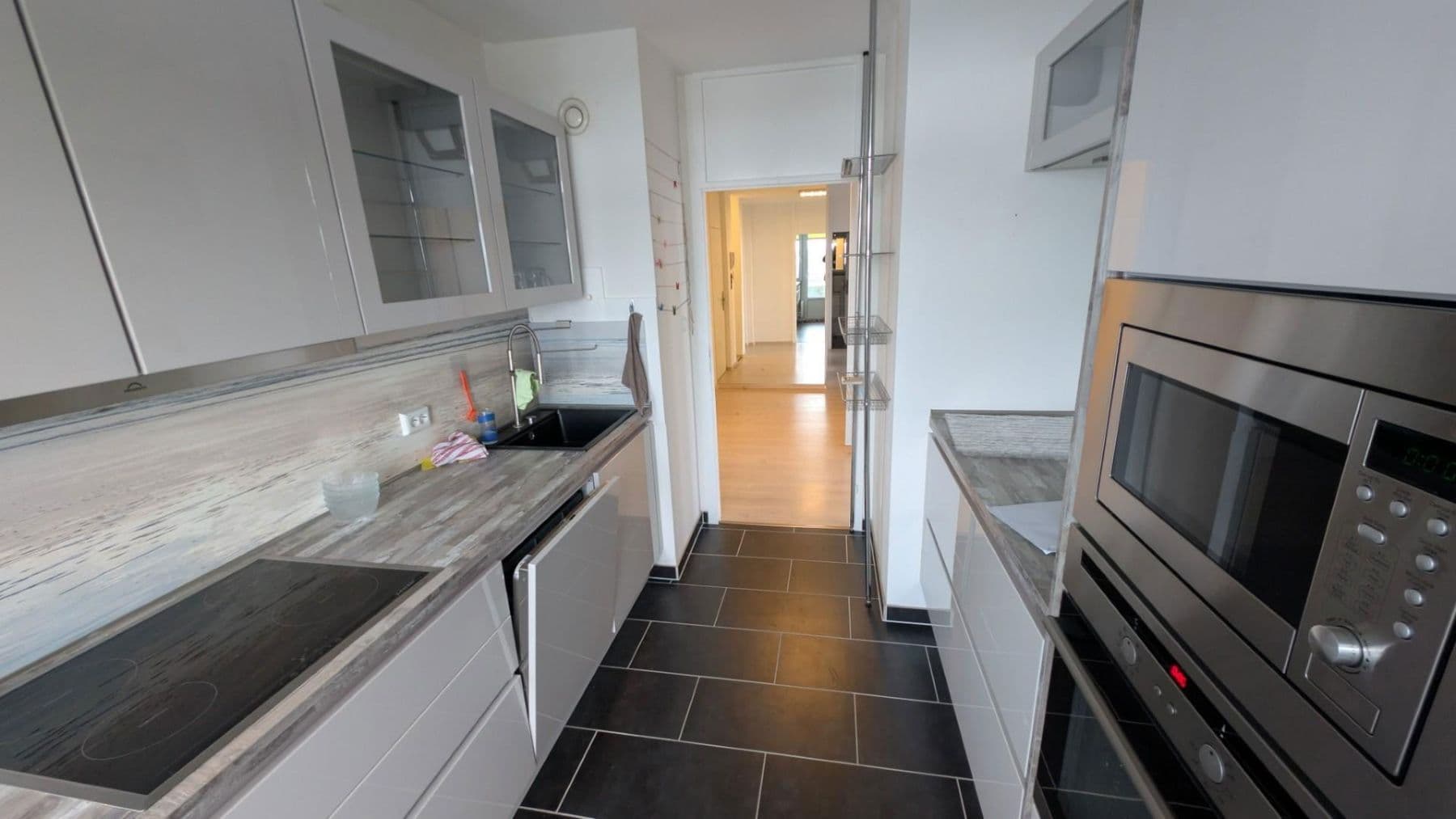 Prodej bytu 3+kk 92 m², Theodor-Heuss-Straße 50, Wuppertal, Severní Porýní-Vestfálsko Prodej bytu 3+kk 92 m², Theodor-Heuss-Straße 50, Wuppertal, Severní Porýní-Vestfálsko