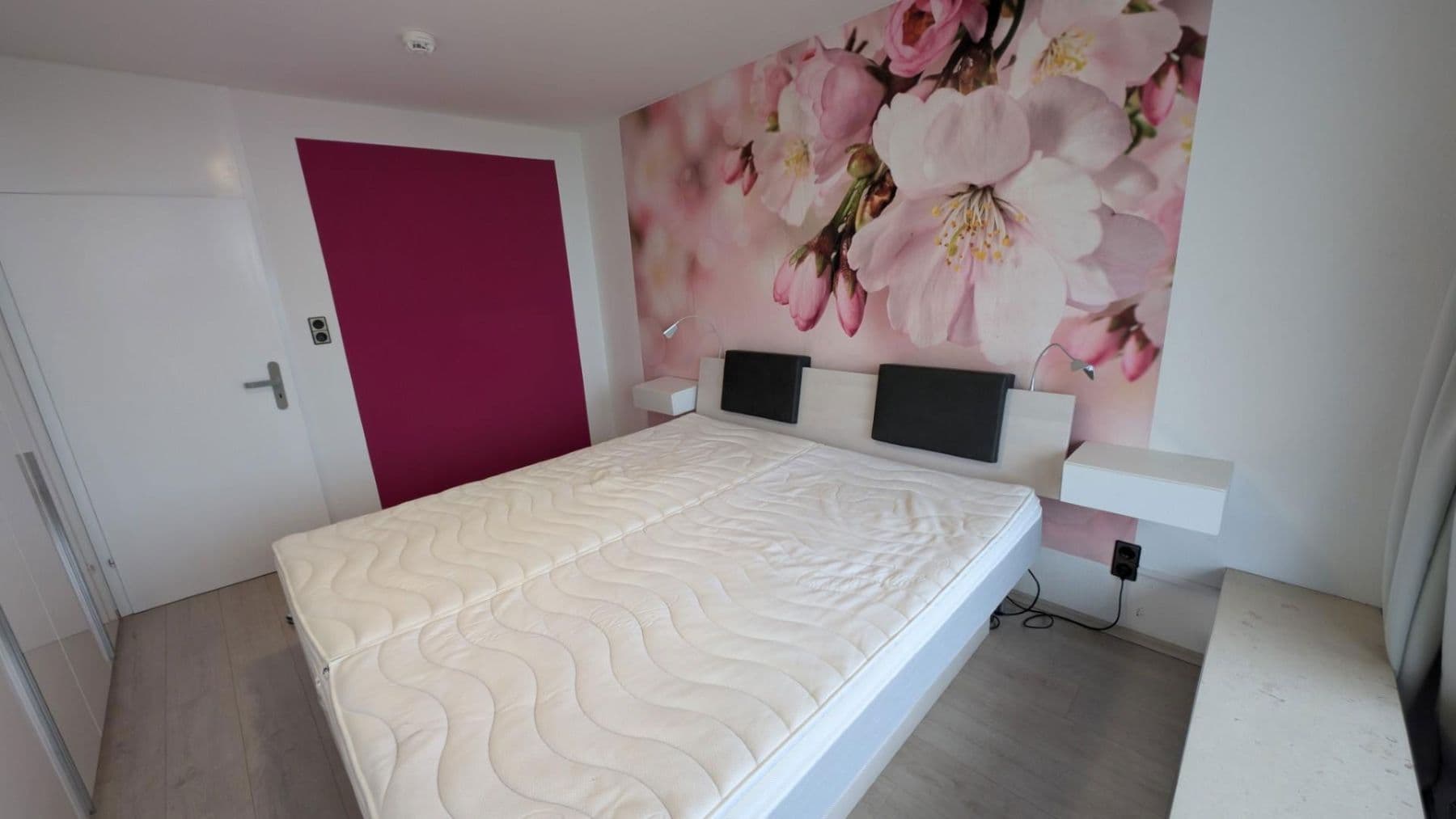 Prodej bytu 3+kk 92 m², Theodor-Heuss-Straße 50, Wuppertal, Severní Porýní-Vestfálsko Prodej bytu 3+kk 92 m², Theodor-Heuss-Straße 50, Wuppertal, Severní Porýní-Vestfálsko