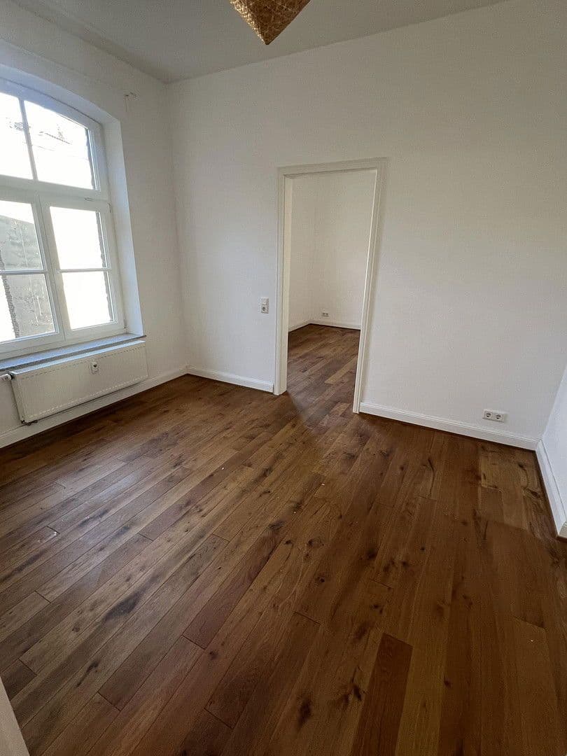 Pronájem bytu 4+1 112 m², Trimbornstrasse 11, Köln, Severní Porýní-Vestfálsko Pronájem bytu 4+1 112 m², Trimbornstrasse 11, Köln, Severní Porýní-Vestfálsko