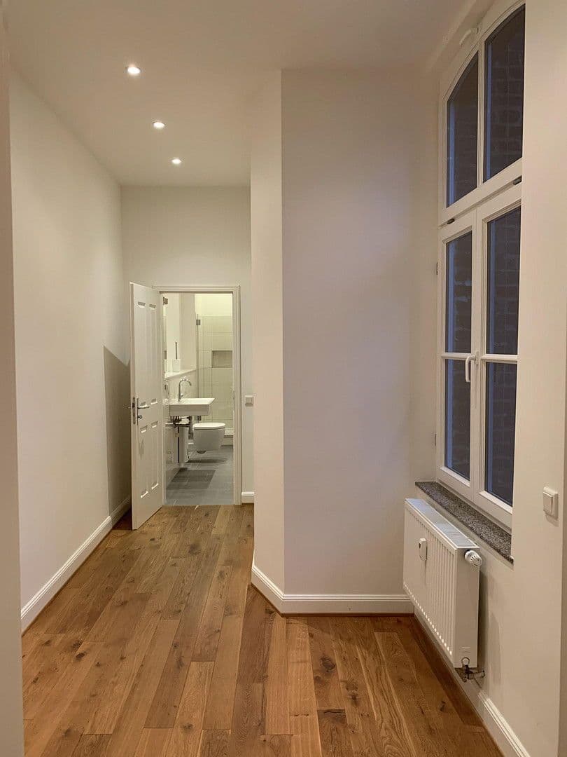 Pronájem bytu 4+1 112 m², Trimbornstrasse 11, Köln, Severní Porýní-Vestfálsko Pronájem bytu 4+1 112 m², Trimbornstrasse 11, Köln, Severní Porýní-Vestfálsko