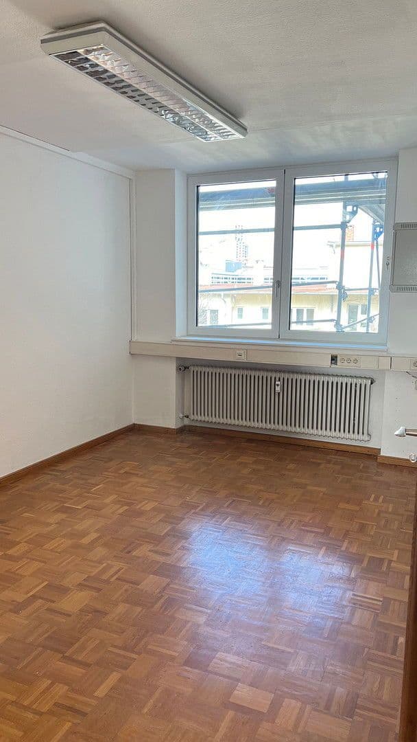 Pronájem kanceláře 80 m², Friedrichsplatz 5, Mannheim, Bádensko-Württembersko Pronájem kanceláře 80 m², Friedrichsplatz 5, Mannheim, Bádensko-Württembersko