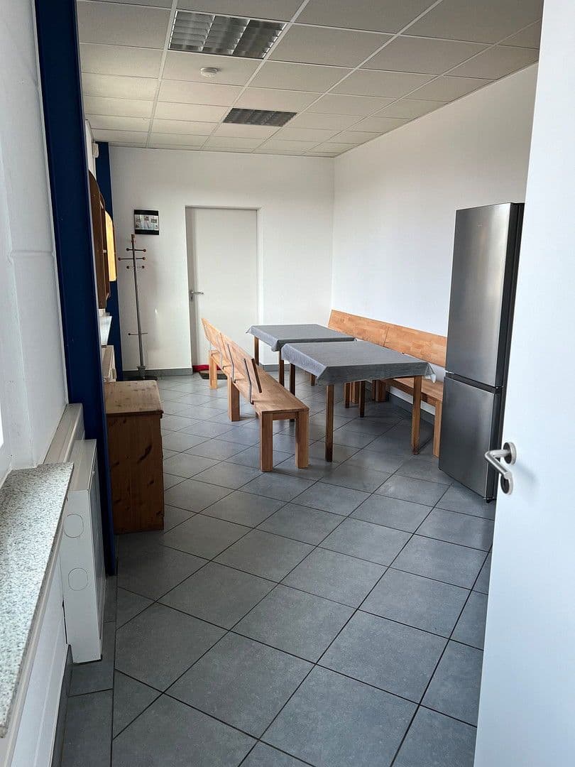 Pronájem nebytového prostoru 4.700 m², Freigericht, Hessen Pronájem nebytového prostoru 4.700 m², Freigericht, Hessen