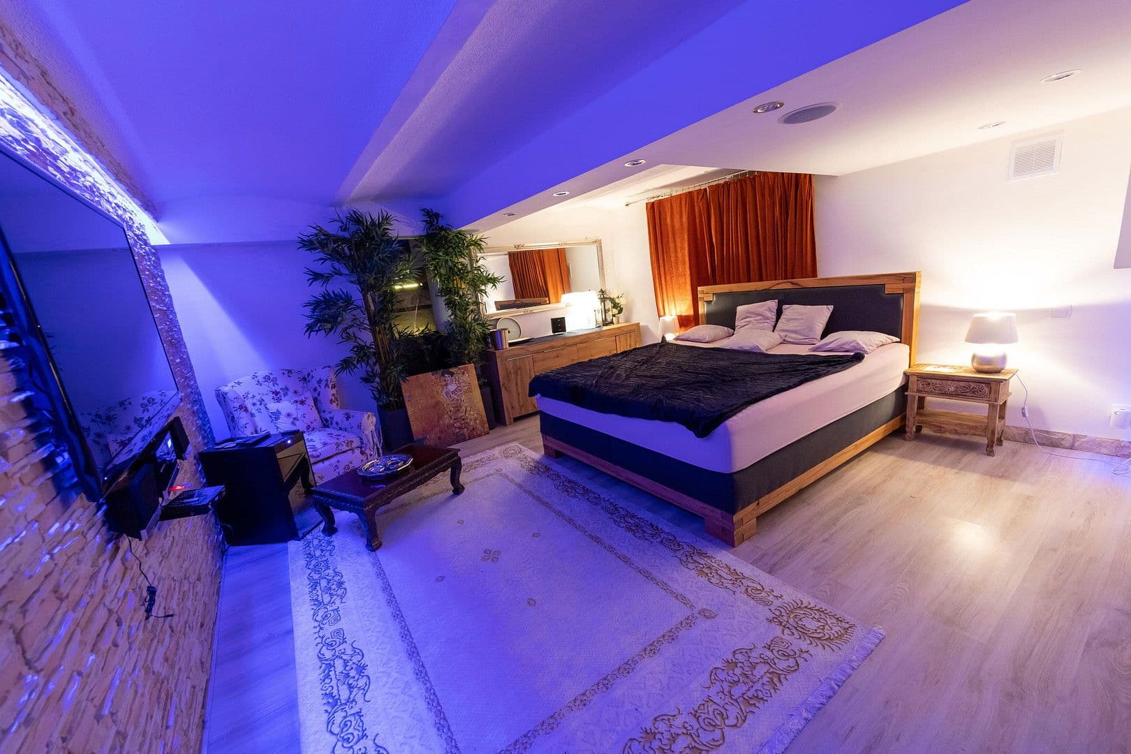 Prodej domu 650 m², pozemek 2.000 m², Bad König, Hessen Prodej domu 650 m², pozemek 2.000 m², Bad König, Hessen