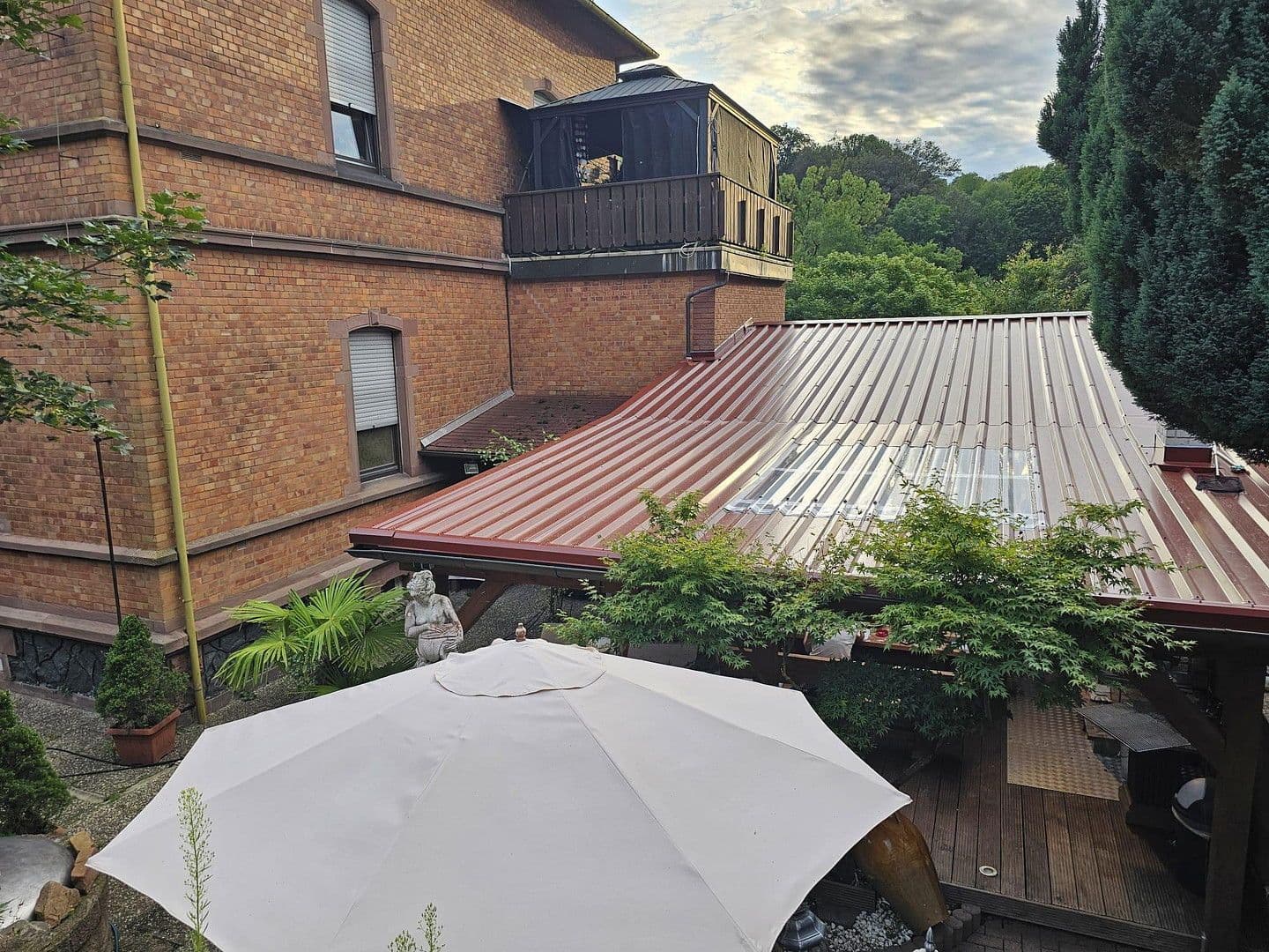 Prodej domu 650 m², pozemek 2.000 m², Bad König, Hessen Prodej domu 650 m², pozemek 2.000 m², Bad König, Hessen