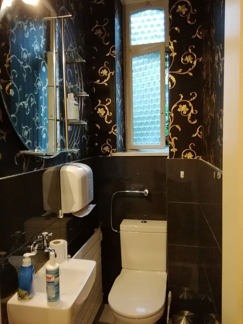 Prodej domu 650 m², pozemek 2.000 m², Bad König, Hessen Prodej domu 650 m², pozemek 2.000 m², Bad König, Hessen