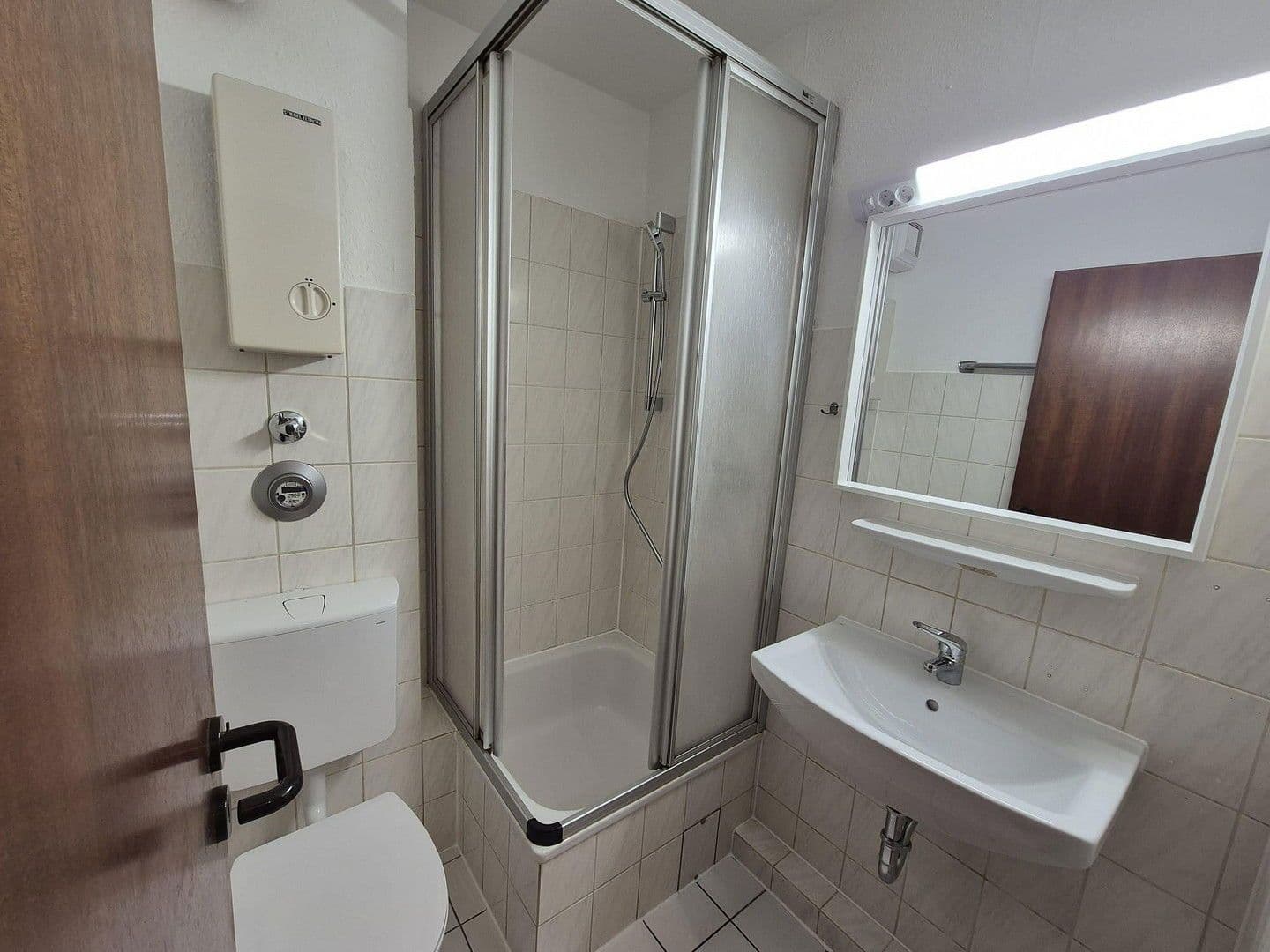 Pronájem bytu 1+1 27 m², Richrather Str. 7, Langenfeld (Rheinland), Severní Porýní-Vestfálsko Pronájem bytu 1+1 27 m², Richrather Str. 7, Langenfeld (Rheinland), Severní Porýní-Vestfálsko