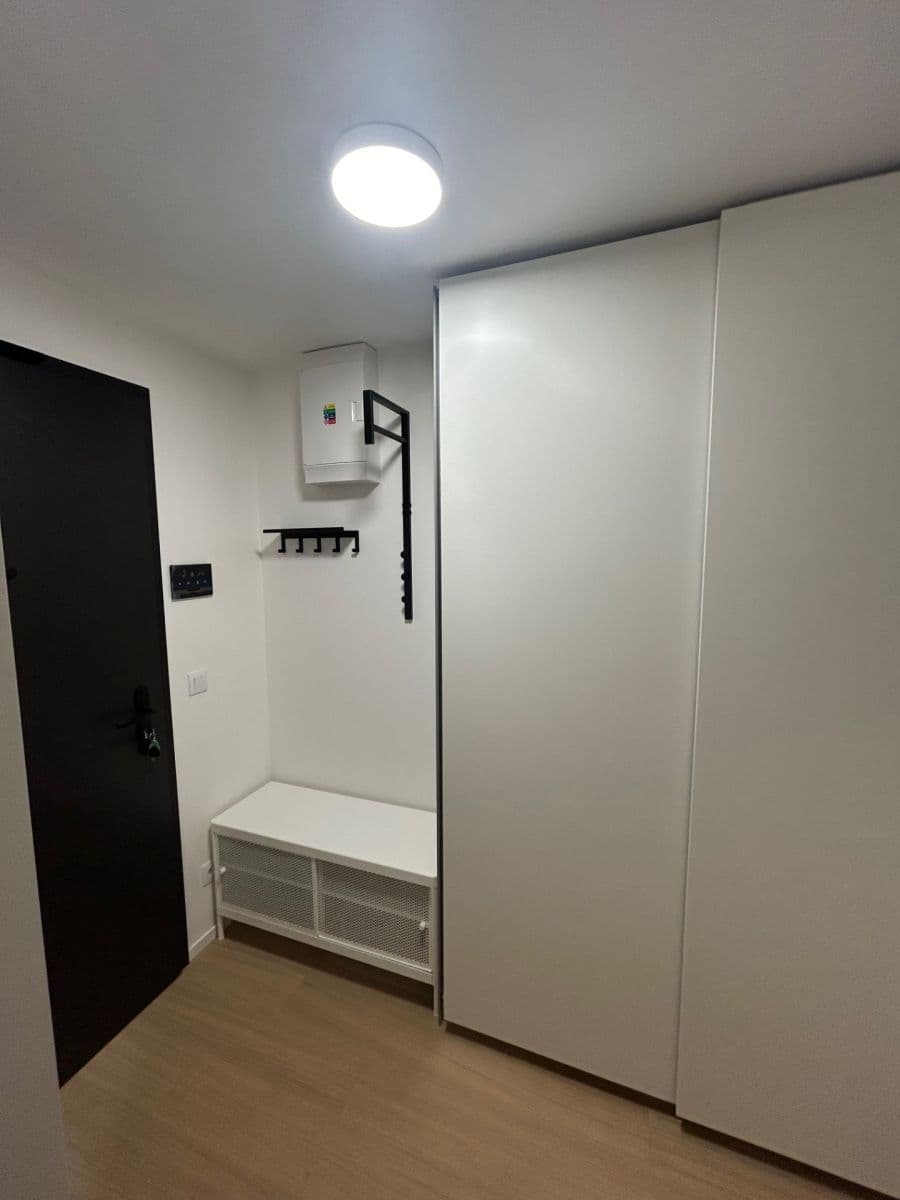 Pronájem bytu 1+kk 26 m², Bratislavská, Brno, Jihomoravský kraj Pronájem bytu 1+kk 26 m², Bratislavská, Brno, Jihomoravský kraj