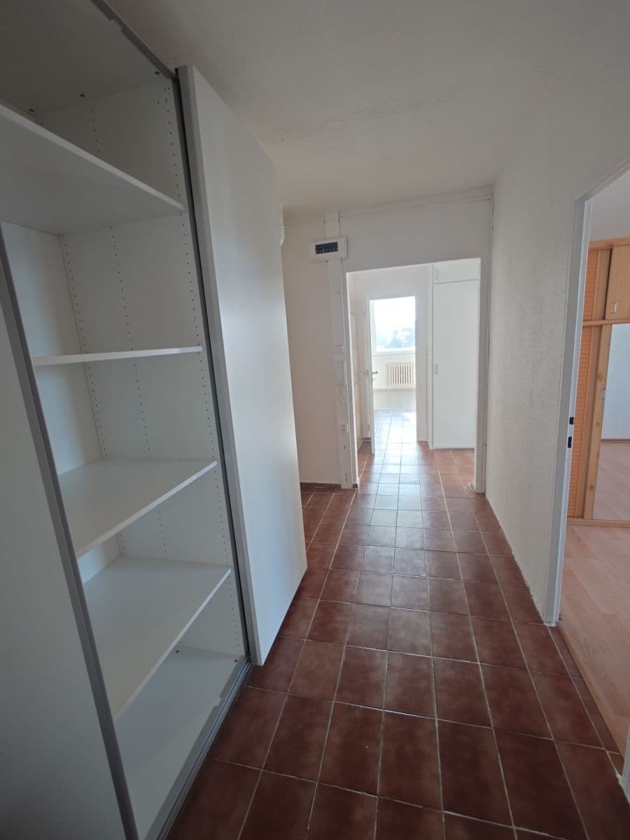 Pronájem bytu 3+1 78 m², Ve Svahu, Praha, Praha Pronájem bytu 3+1 78 m², Ve Svahu, Praha, Praha