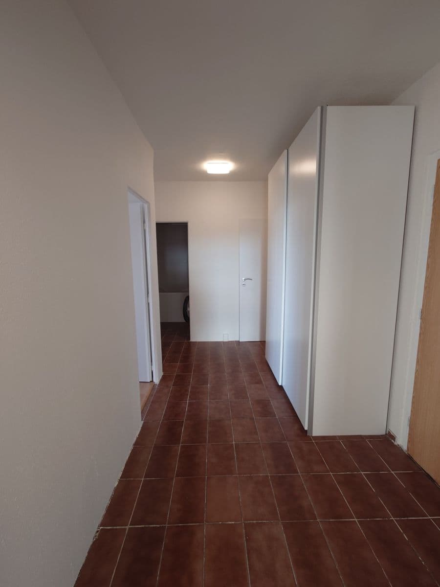 Pronájem bytu 3+1 78 m², Ve Svahu, Praha, Praha Pronájem bytu 3+1 78 m², Ve Svahu, Praha, Praha