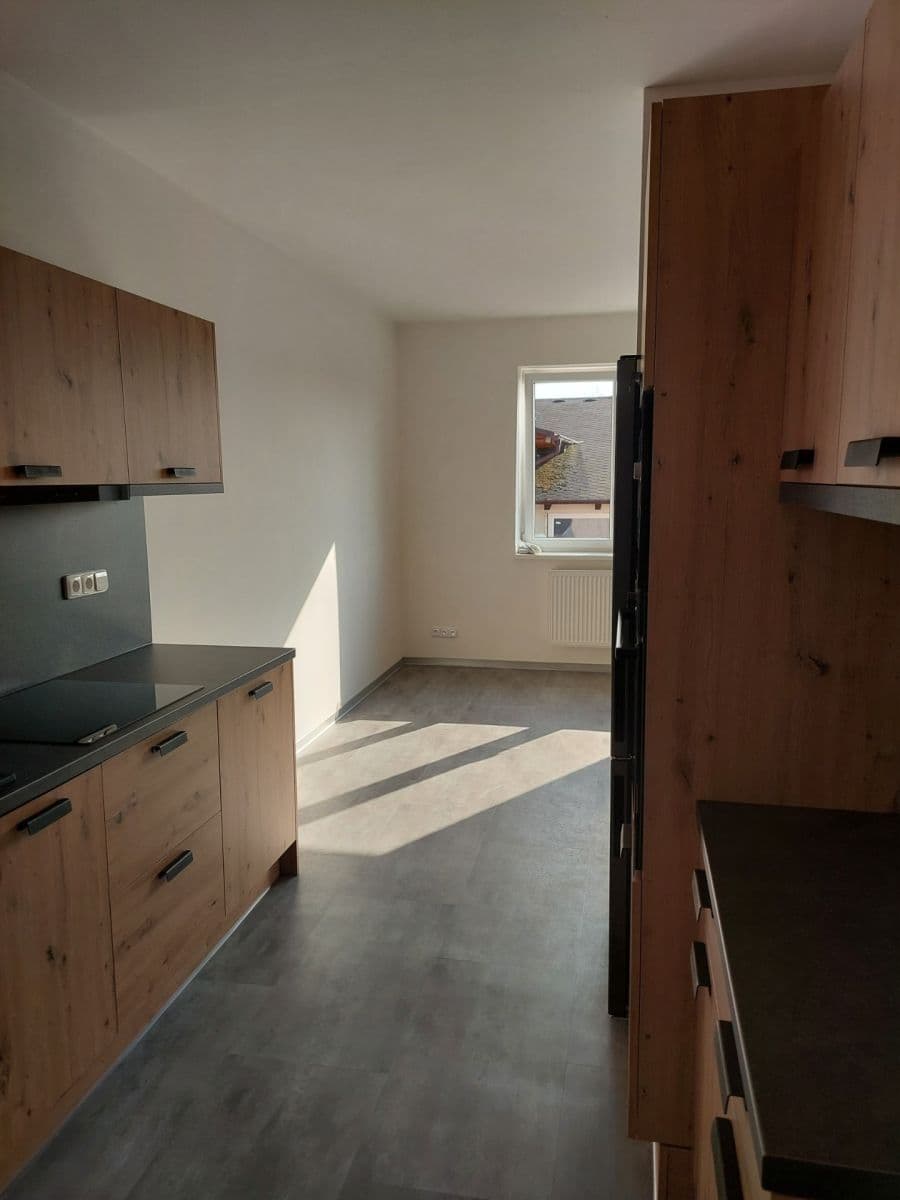 Pronájem bytu 2+kk 54 m², Zahradní, Přeštice, Plzeňský kraj Pronájem bytu 2+kk 54 m², Zahradní, Přeštice, Plzeňský kraj
