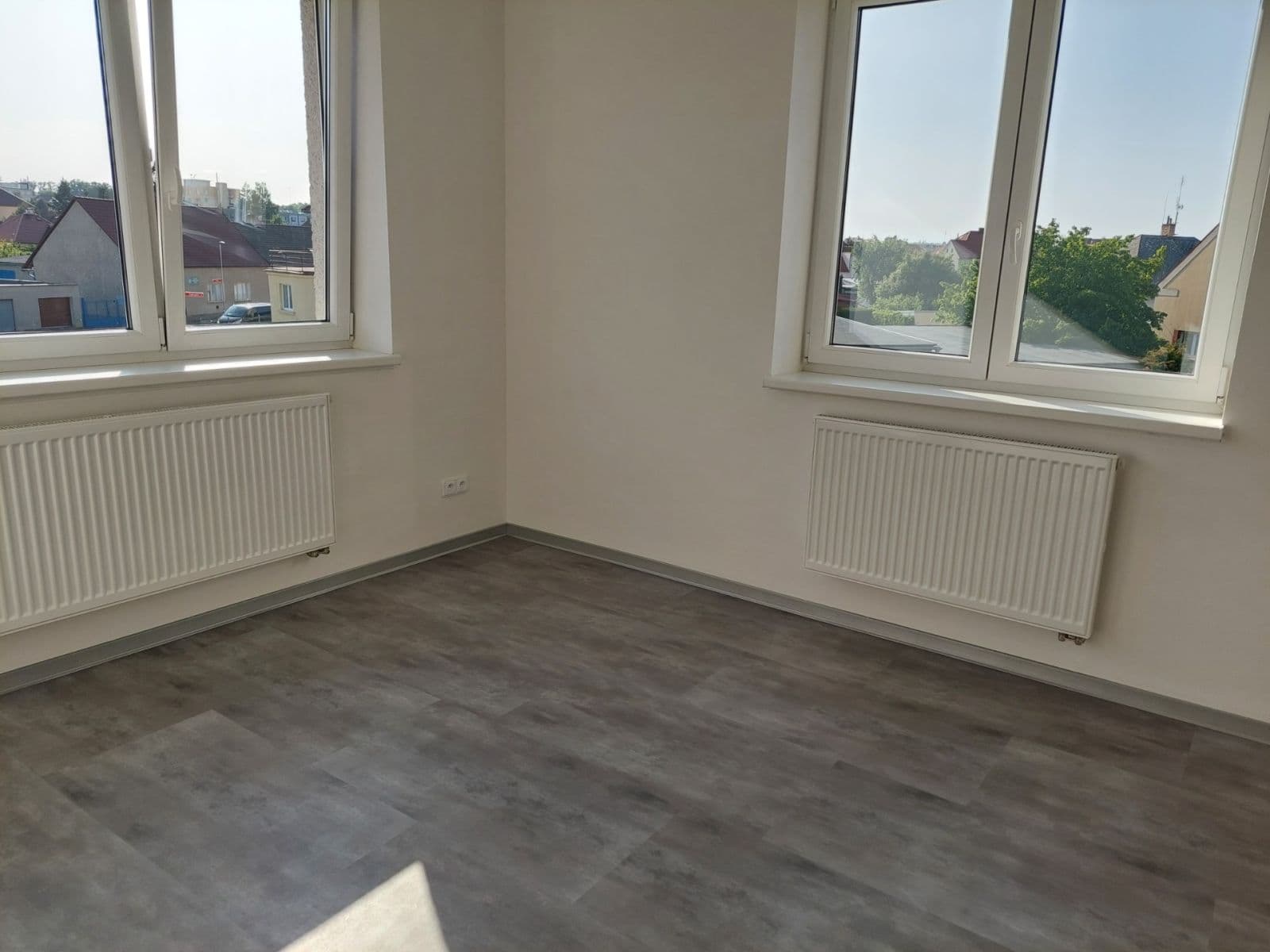 Pronájem bytu 2+kk 54 m², Zahradní, Přeštice, Plzeňský kraj Pronájem bytu 2+kk 54 m², Zahradní, Přeštice, Plzeňský kraj