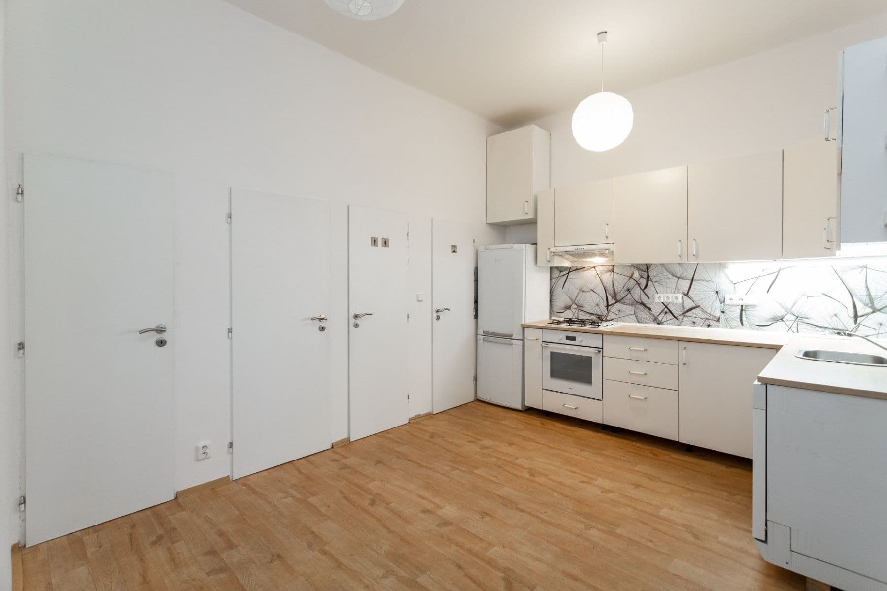 Prodej bytu 2+1 60 m², Kovářská, Praha, Praha Prodej bytu 2+1 60 m², Kovářská, Praha, Praha