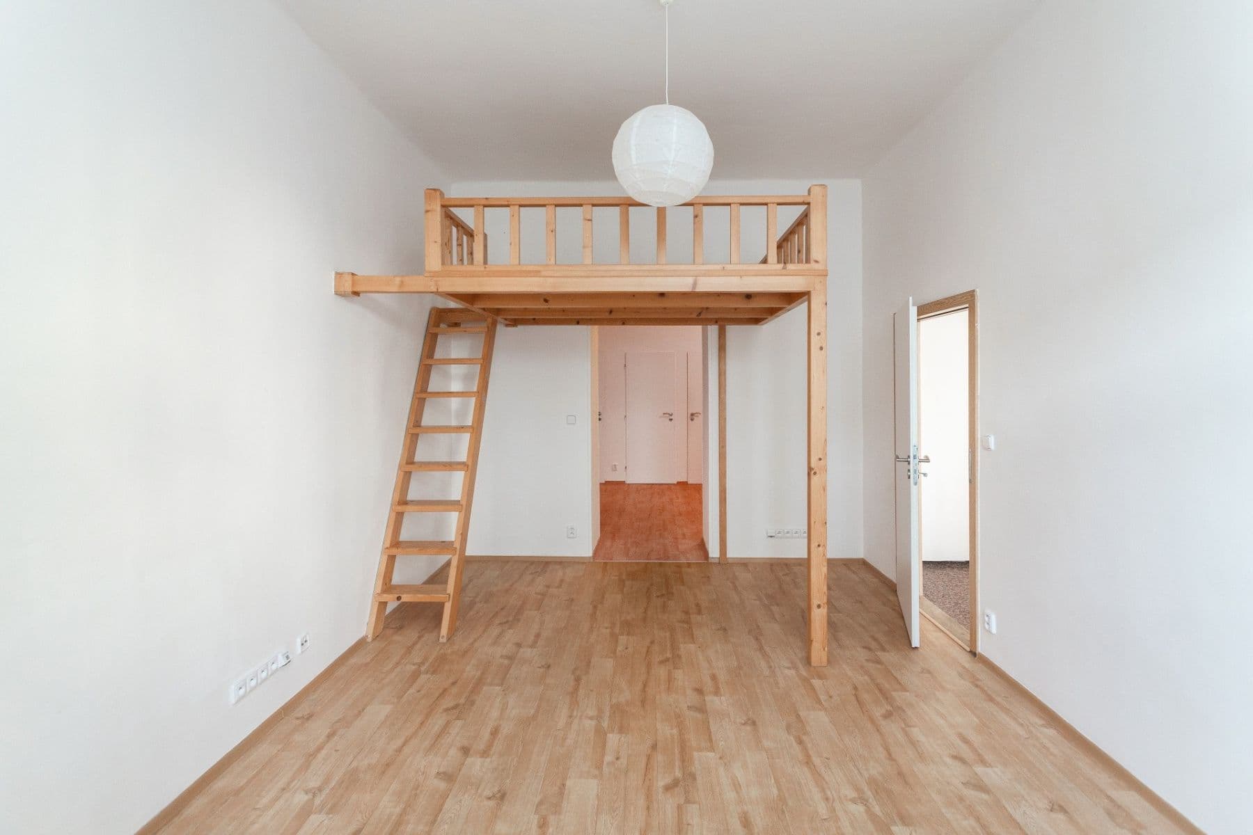 Prodej bytu 2+1 60 m², Kovářská, Praha, Praha Prodej bytu 2+1 60 m², Kovářská, Praha, Praha