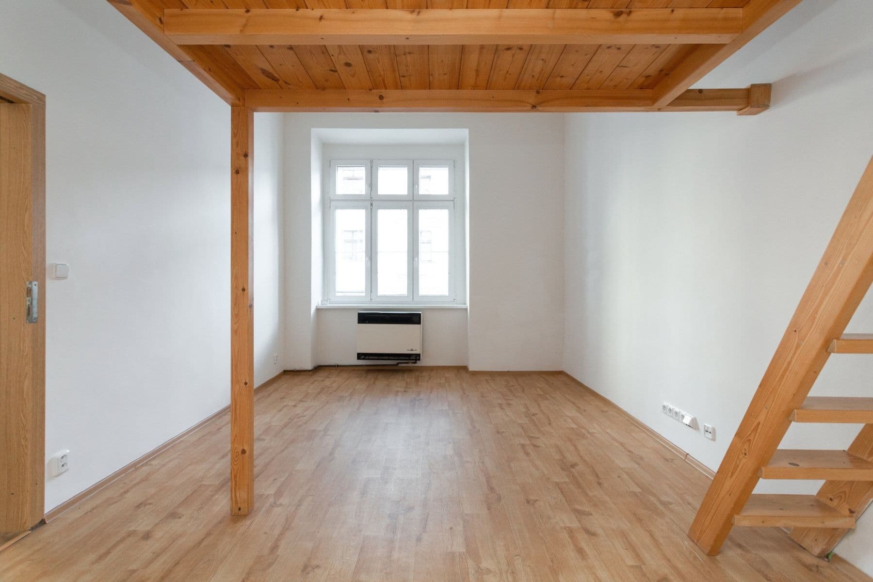 Prodej bytu 2+1 60 m², Kovářská, Praha, Praha Prodej bytu 2+1 60 m², Kovářská, Praha, Praha