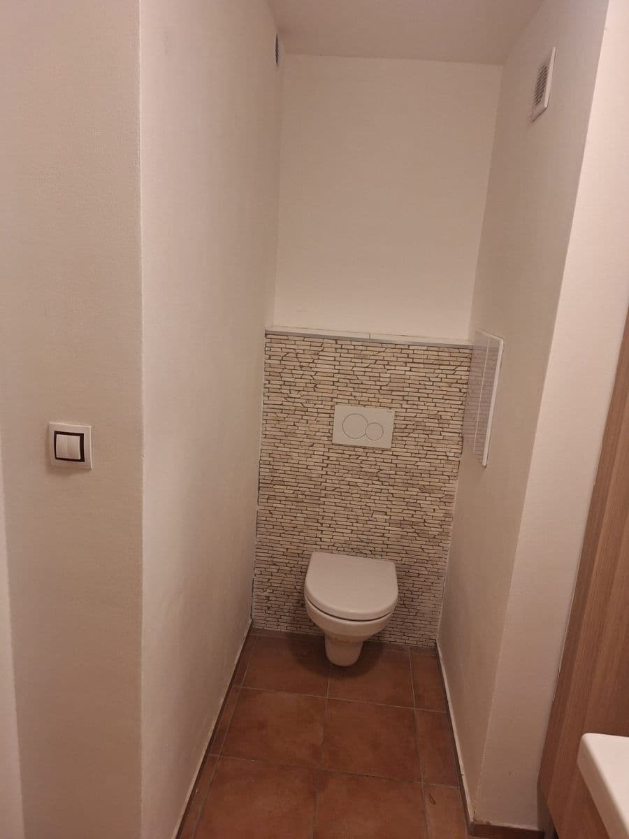 Pronájem bytu 3+kk 63 m², Pod Saharou, Libčice nad Vltavou, Středočeský kraj Pronájem bytu 3+kk 63 m², Pod Saharou, Libčice nad Vltavou, Středočeský kraj