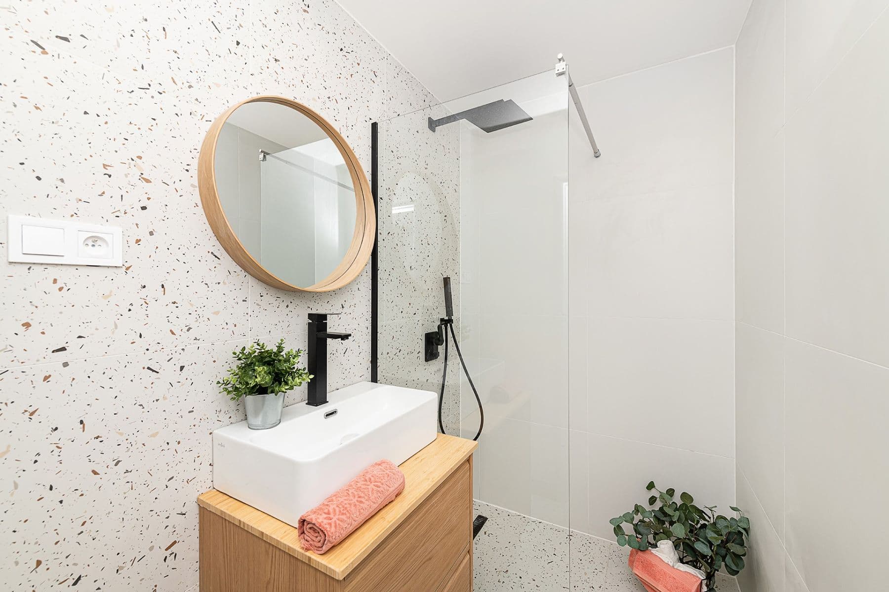 Prodej bytu 2+kk 44 m², Daškova, Praha, Praha Prodej bytu 2+kk 44 m², Daškova, Praha, Praha