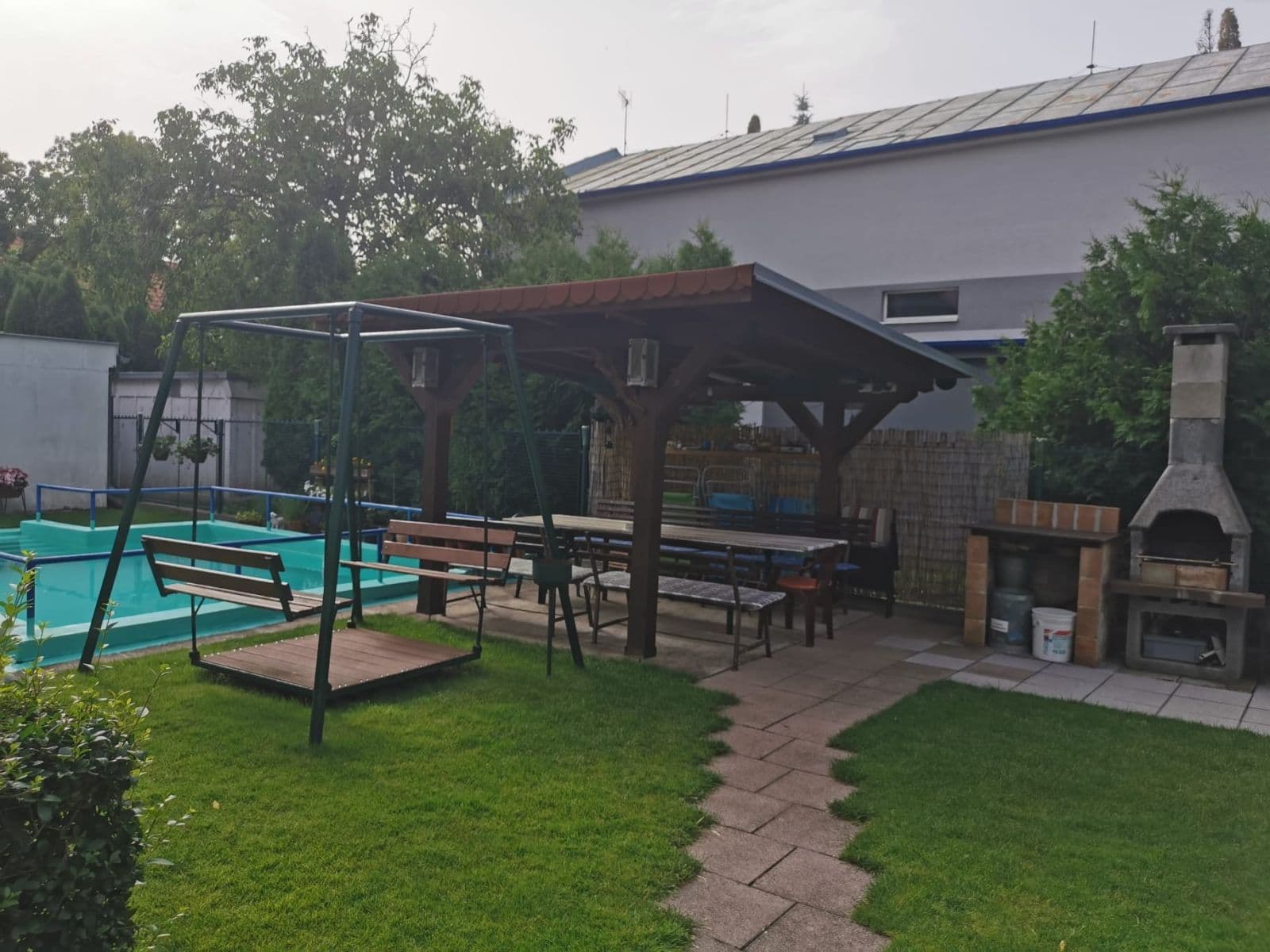 Pronájem bytu 2+1 55 m², Gaštanová, Bratislava - mestská časť Staré Mesto, Bratislavský kraj Pronájem bytu 2+1 55 m², Gaštanová, Bratislava - mestská časť Staré Mesto, Bratislavský kraj