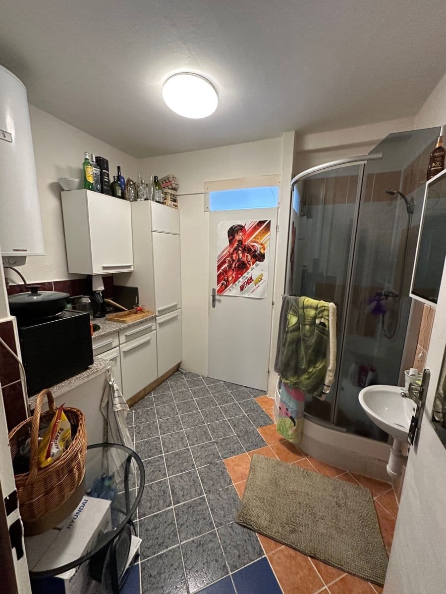 Prodej bytu 2+kk 52 m², Krále Jiřího, Karlovy Vary, Karlovarský kraj Prodej bytu 2+kk 52 m², Krále Jiřího, Karlovy Vary, Karlovarský kraj