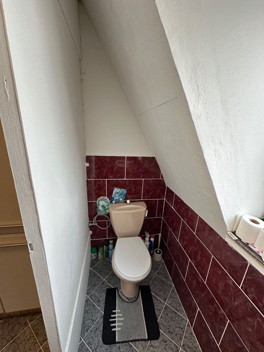 Prodej bytu 2+kk 52 m², Krále Jiřího, Karlovy Vary, Karlovarský kraj Prodej bytu 2+kk 52 m², Krále Jiřího, Karlovy Vary, Karlovarský kraj