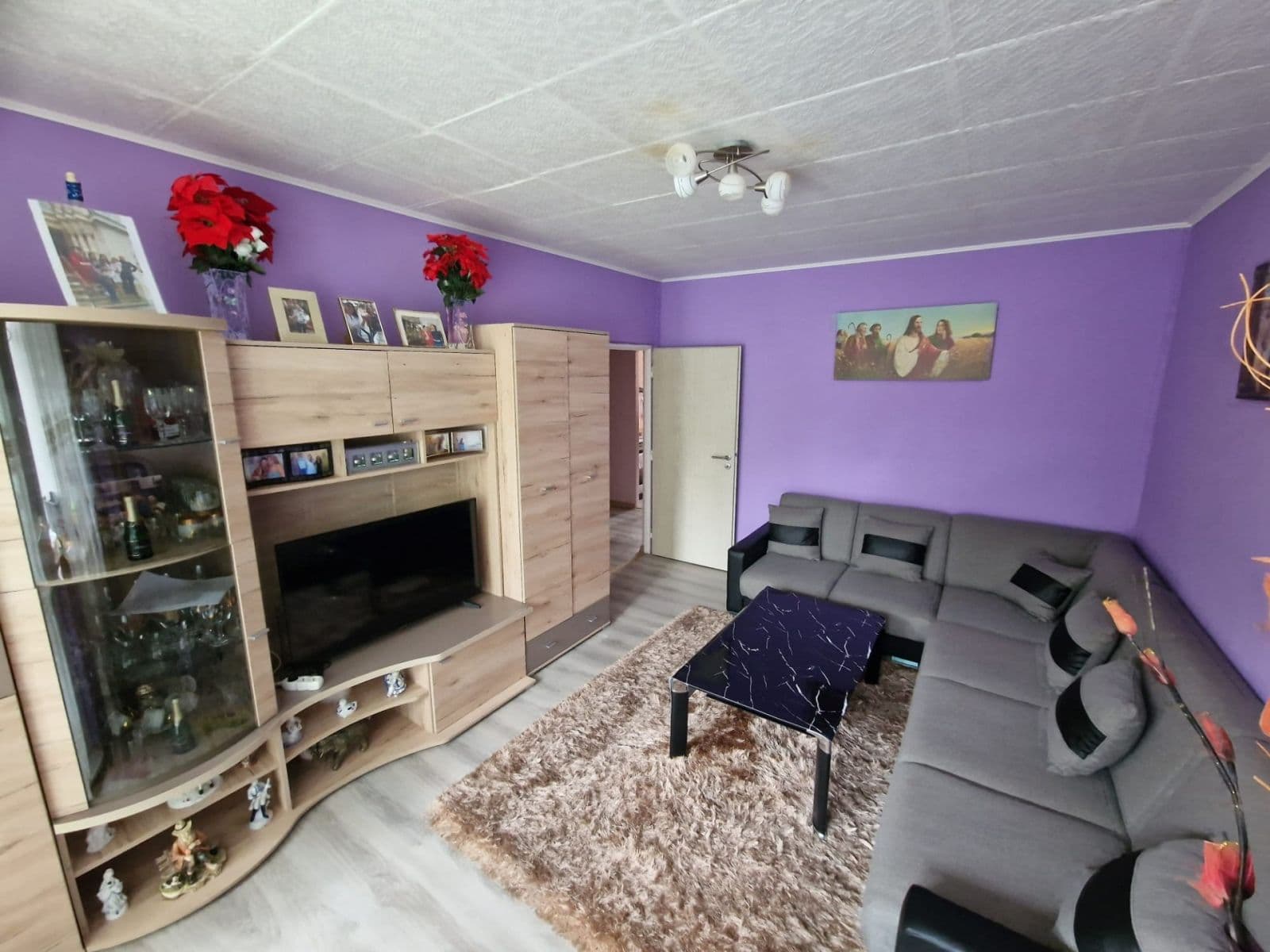 Prodej bytu 3+1 60 m², Dlouhá, Aš, Karlovarský kraj Prodej bytu 3+1 60 m², Dlouhá, Aš, Karlovarský kraj