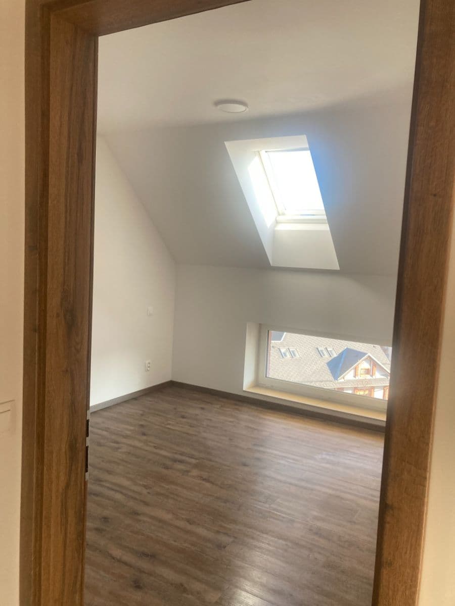 Pronájem bytu 3+kk 70 m², U Uranie, Praha, Praha Pronájem bytu 3+kk 70 m², U Uranie, Praha, Praha