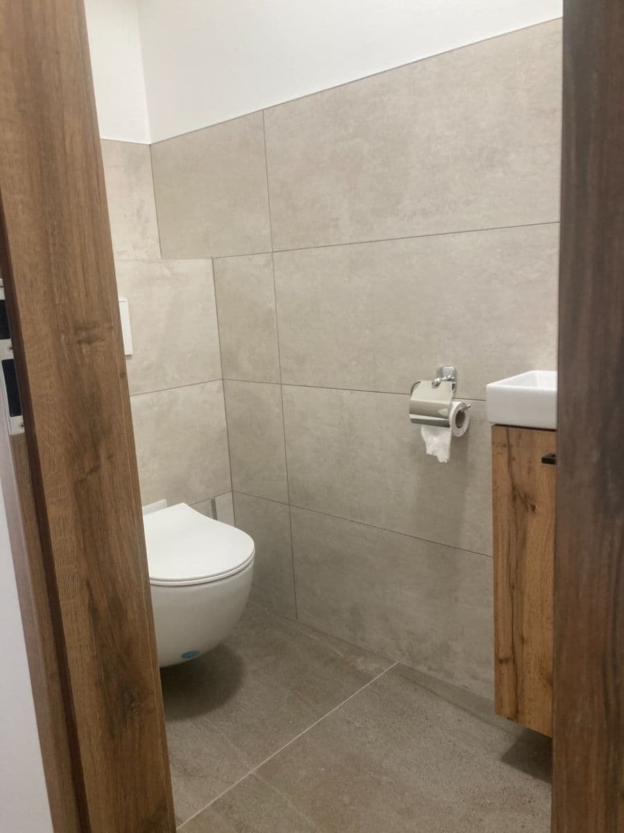 Pronájem bytu 3+kk 70 m², U Uranie, Praha, Praha Pronájem bytu 3+kk 70 m², U Uranie, Praha, Praha