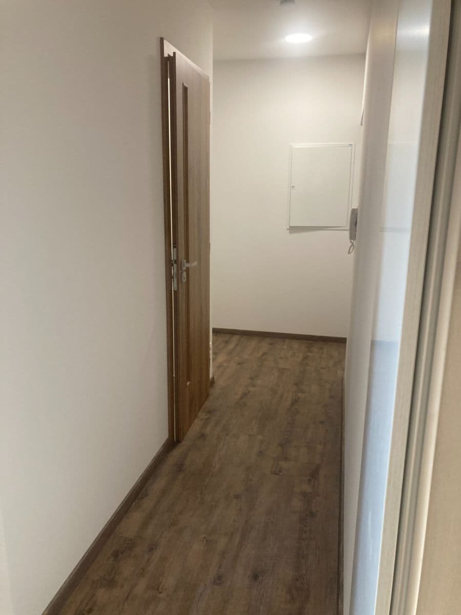 Pronájem bytu 3+kk 70 m², U Uranie, Praha, Praha Pronájem bytu 3+kk 70 m², U Uranie, Praha, Praha