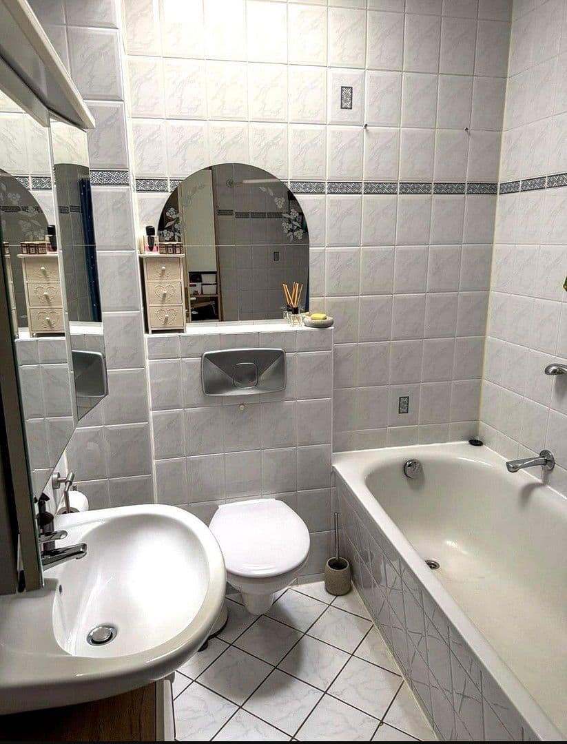 Prodej bytu 3+1 93 m², Steinhagen, Severní Porýní-Vestfálsko Prodej bytu 3+1 93 m², Steinhagen, Severní Porýní-Vestfálsko