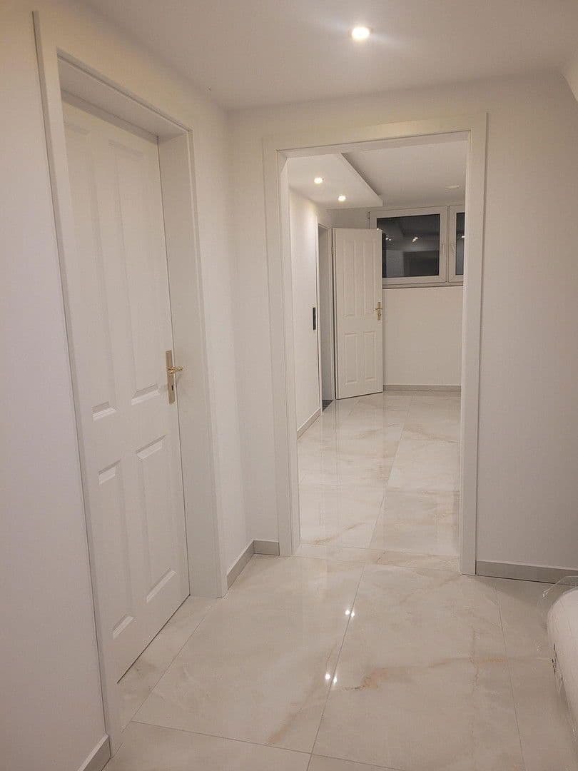 Prodej bytu 4+1 106 m², Hamburg, Hamburg Prodej bytu 4+1 106 m², Hamburg, Hamburg