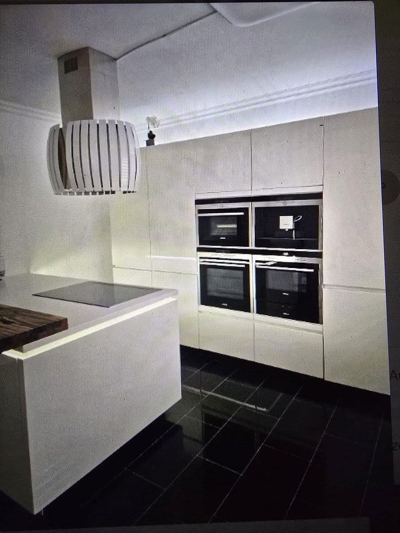 Prodej bytu 4+1 106 m², Hamburg, Hamburg Prodej bytu 4+1 106 m², Hamburg, Hamburg