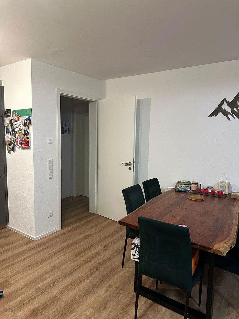 Pronájem bytu 3+1 86 m², Schnaidweg2, Memmingen Eisenburg, Bavorsko Pronájem bytu 3+1 86 m², Schnaidweg2, Memmingen Eisenburg, Bavorsko