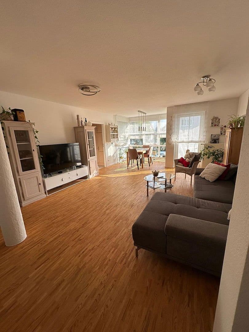 Prodej bytu 4+1 95 m², Lorsch, Hessen Prodej bytu 4+1 95 m², Lorsch, Hessen