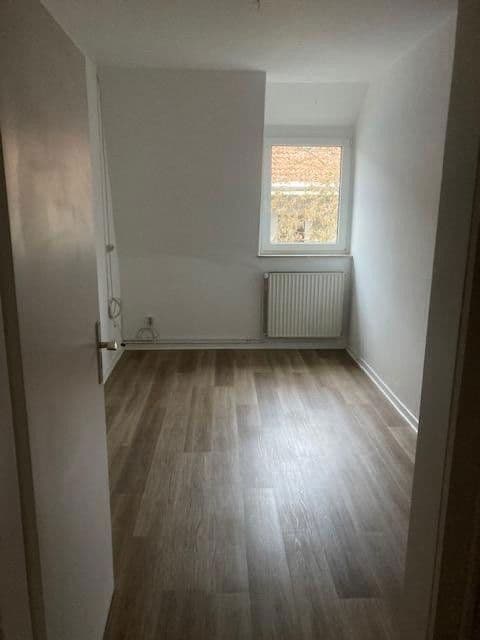 Prodej domu 235 m², pozemek 231 m², Spindelstrasse 36a, Osnabrück, Dolní Sasko Prodej domu 235 m², pozemek 231 m², Spindelstrasse 36a, Osnabrück, Dolní Sasko