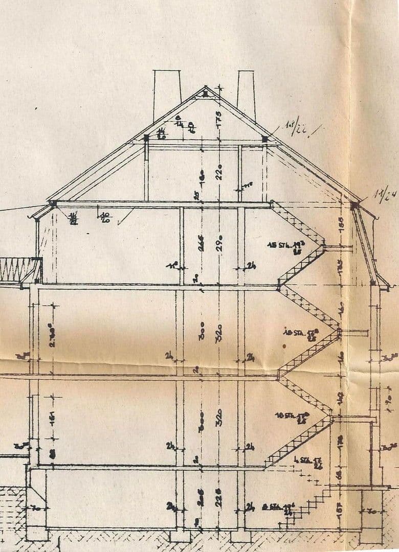 Prodej domu 235 m², pozemek 231 m², Spindelstrasse 36a, Osnabrück, Dolní Sasko Prodej domu 235 m², pozemek 231 m², Spindelstrasse 36a, Osnabrück, Dolní Sasko