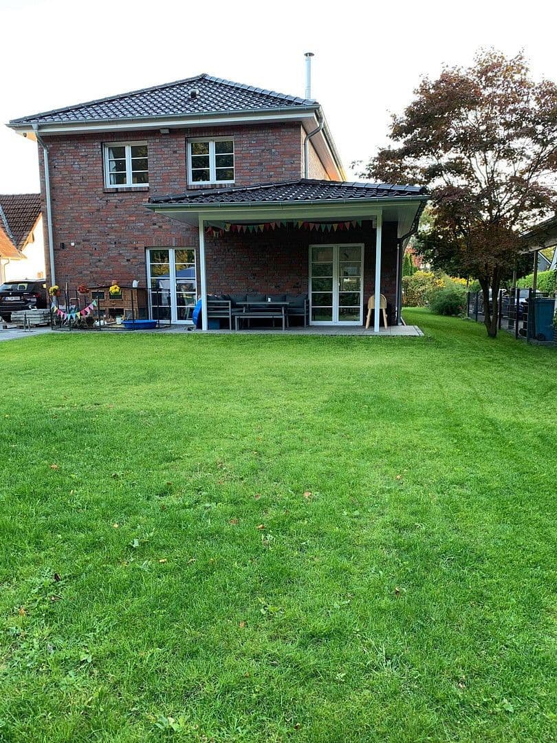 Prodej domu 170 m², pozemek 800 m², Ahrensburg, Šlesvicko-Holštýnsko Prodej domu 170 m², pozemek 800 m², Ahrensburg, Šlesvicko-Holštýnsko