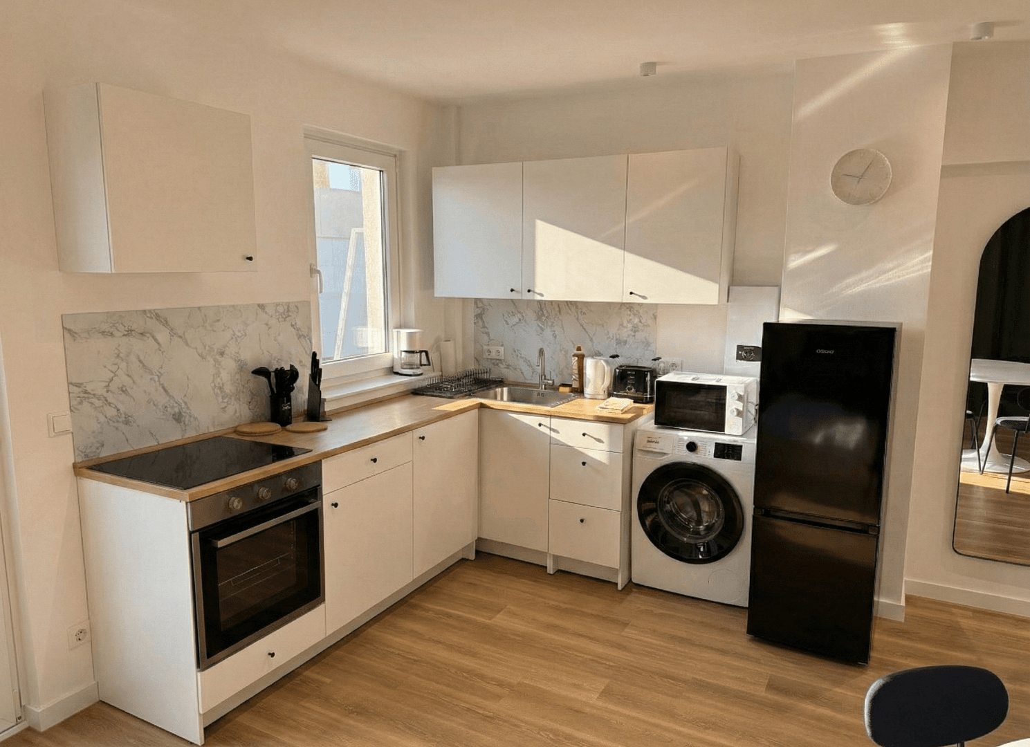 Pronájem bytu 1+kk 41 m², Luisenstraße 45, Düsseldorf, Severní Porýní-Vestfálsko Pronájem bytu 1+kk 41 m², Luisenstraße 45, Düsseldorf, Severní Porýní-Vestfálsko