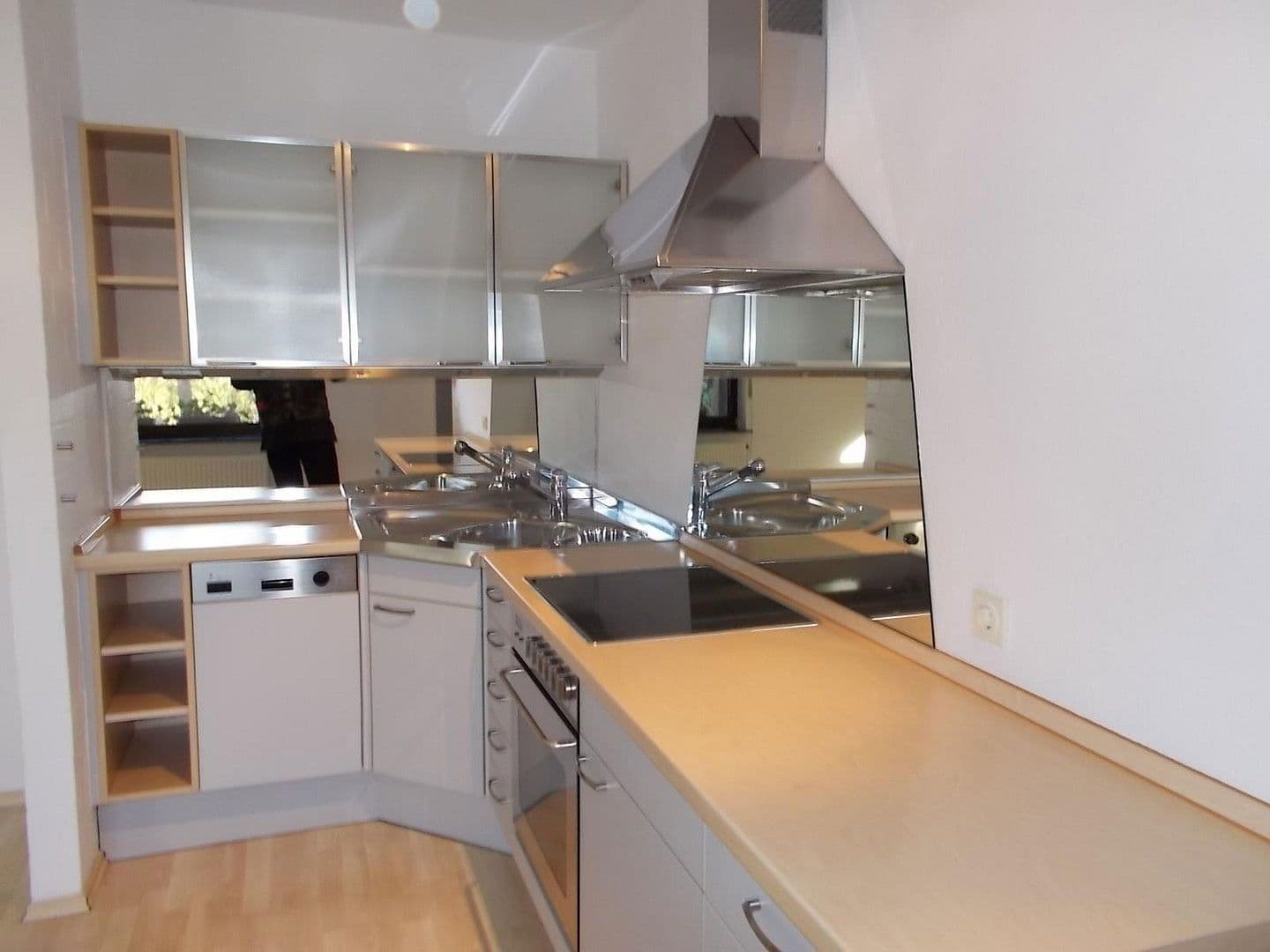 Pronájem bytu 2+1 63 m², Essen, Severní Porýní-Vestfálsko Pronájem bytu 2+1 63 m², Essen, Severní Porýní-Vestfálsko