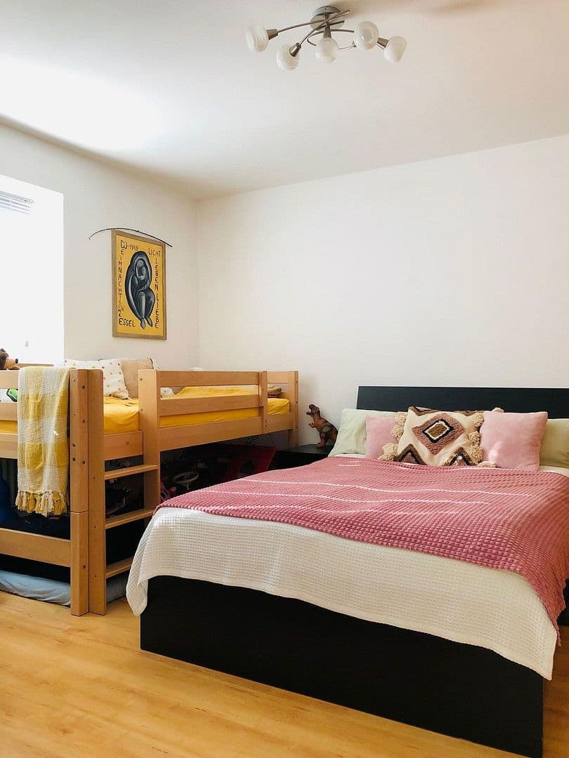 Pronájem bytu 3+1 81 m², Römerstr. 30, Eichstätt, Bavorsko Pronájem bytu 3+1 81 m², Römerstr. 30, Eichstätt, Bavorsko