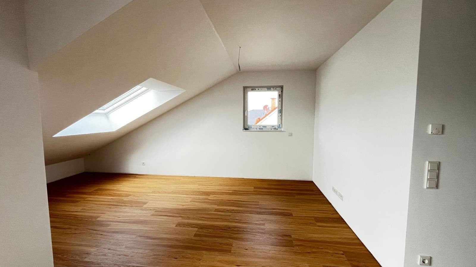 Pronájem bytu 3+1 72 m², Jügesheimer Weg 31, Seligenstadt, Hessen Pronájem bytu 3+1 72 m², Jügesheimer Weg 31, Seligenstadt, Hessen