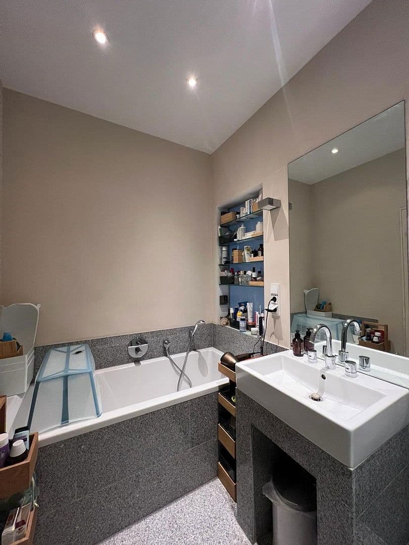 Pronájem bytu 2+kk 95 m², Moltkestraße 127, Köln, Severní Porýní-Vestfálsko Pronájem bytu 2+kk 95 m², Moltkestraße 127, Köln, Severní Porýní-Vestfálsko